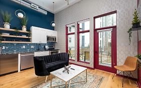 Geranium Giant Close Proximity To Piedmont Park